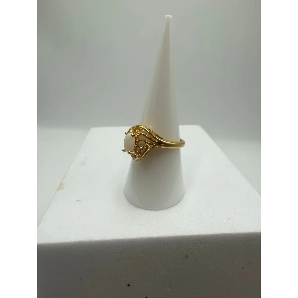 Vintage Gold Tone Opal Cabochon Rhinestone Swirl Ring Size 7.75